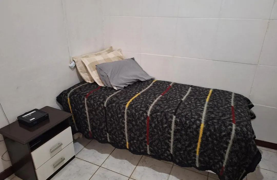 Quarto Zona Sul Laranjeiras Rj-1